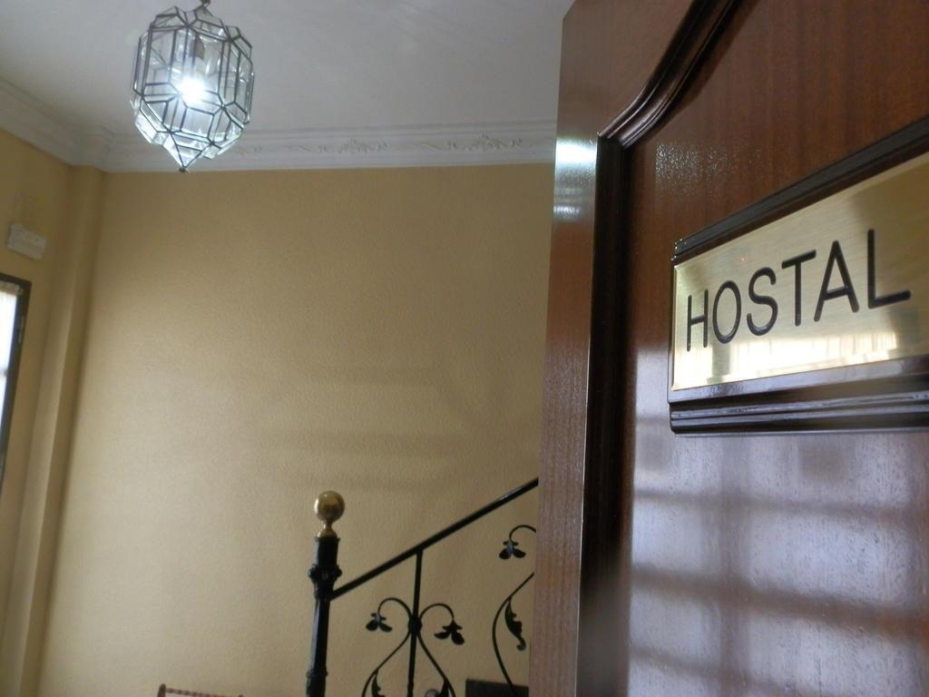 Hostal San Poul Consuegra Zewnętrze zdjęcie