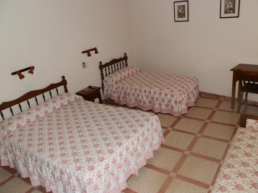 Hostal San Poul Consuegra Zewnętrze zdjęcie